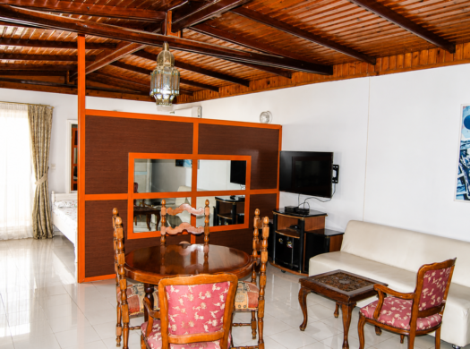Grand Studio avec terrasse panoramique – Dakar Plateau
